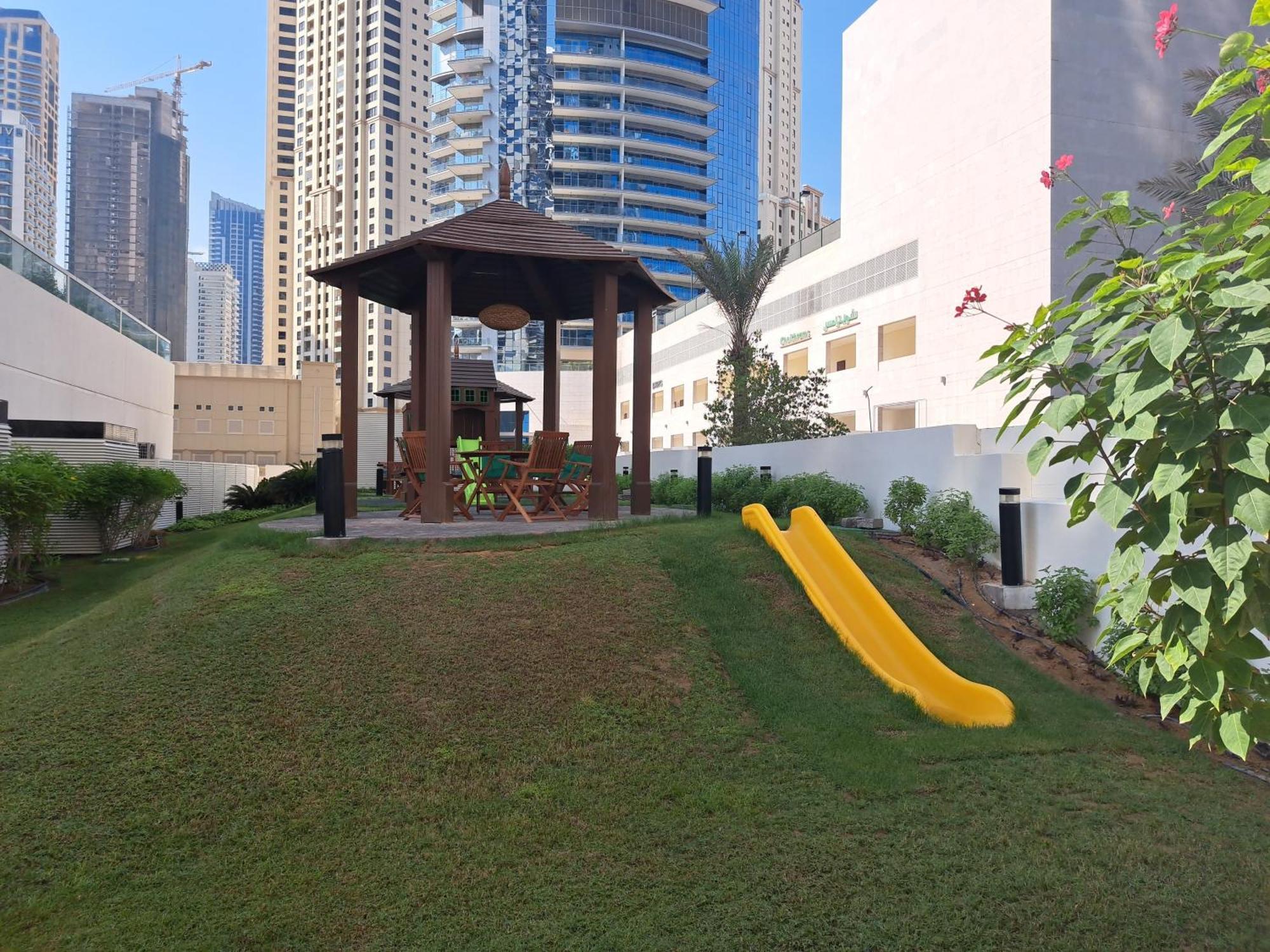 บาร์เซโล เรสซิเดนซ์ ดูไบ มารีนา Apartment ภายนอก รูปภาพ